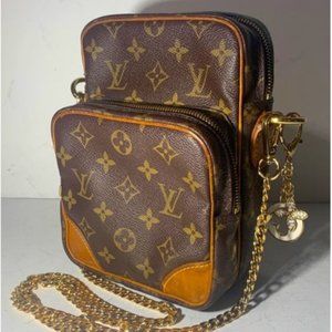 Louis Vuitton Vintage Amazone MM Crossbody Bag